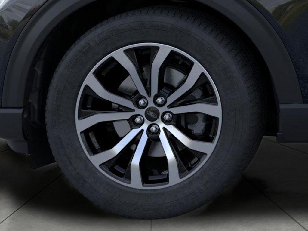 new 2025 Ford Explorer car, priced at $46,282