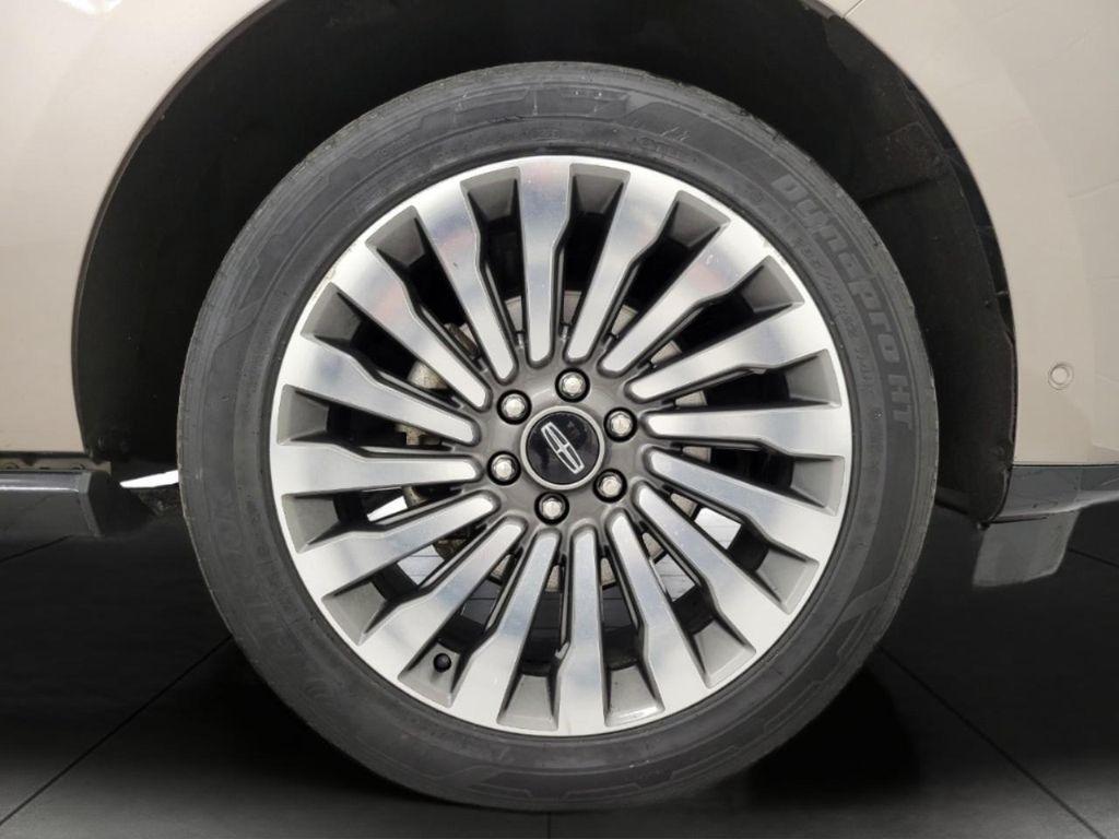 used 2019 Lincoln Navigator L car, priced at $28,152