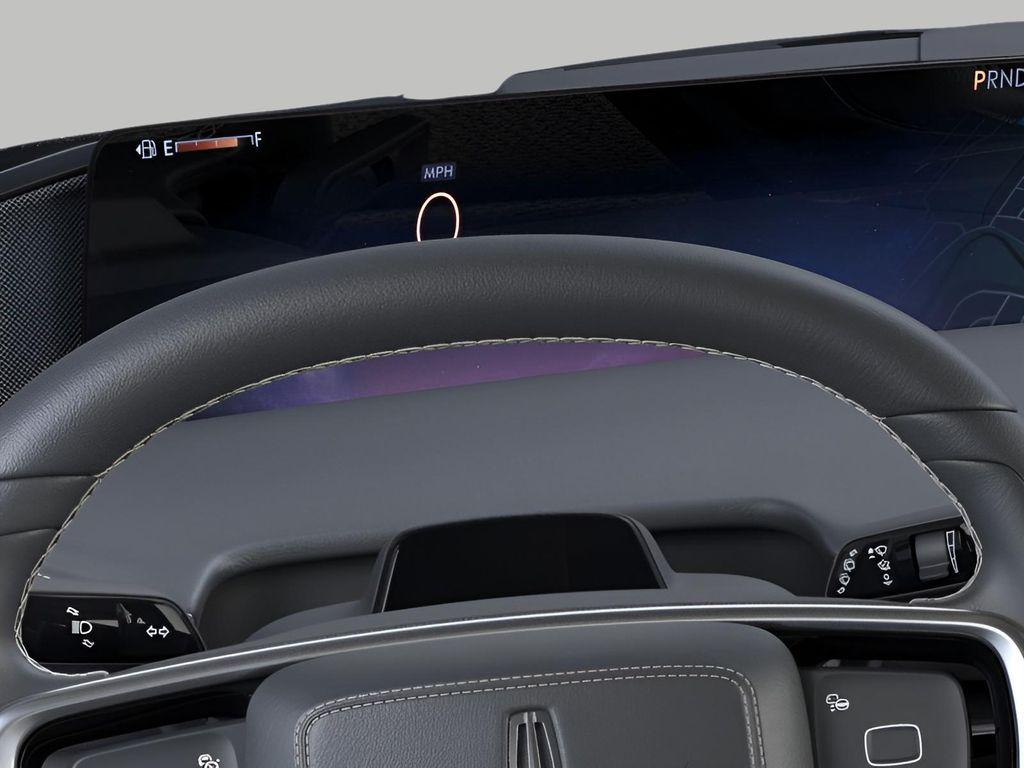 new 2025 Lincoln Navigator car, priced at $106,821