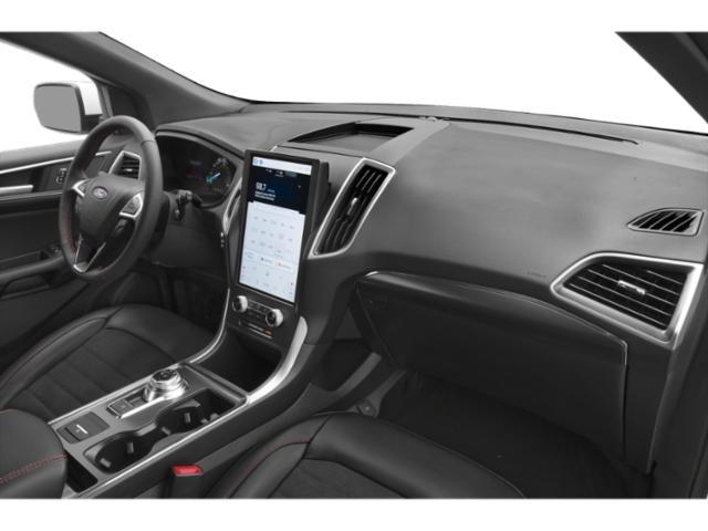 used 2024 Ford Edge car