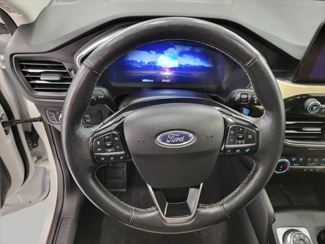 used 2022 Ford Escape car, priced at $24,383