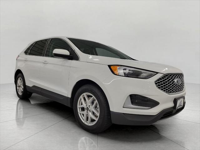 used 2024 Ford Edge car, priced at $25,645