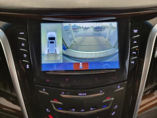 used 2020 Cadillac Escalade car, priced at $31,720