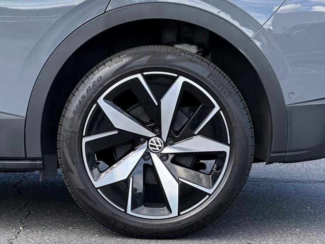 used 2023 Volkswagen ID.4 car, priced at $26,490