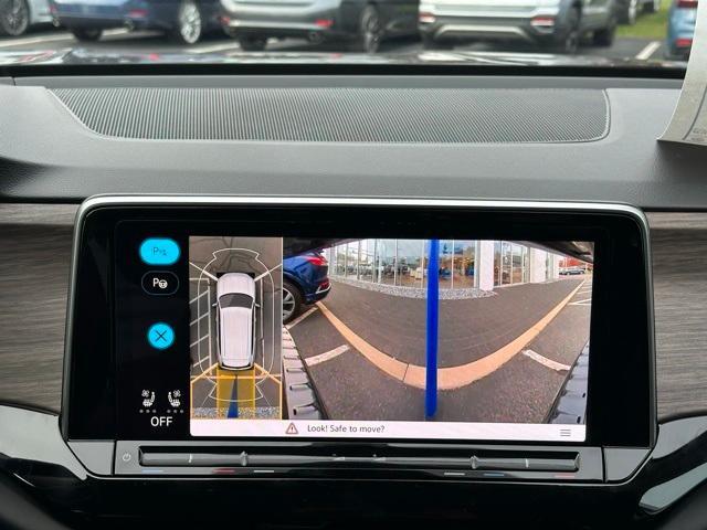 new 2026 Volkswagen Atlas car, priced at $57,831