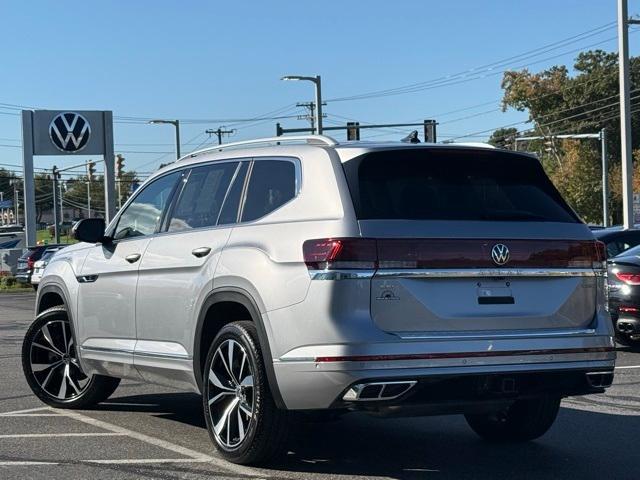 used 2024 Volkswagen Atlas car, priced at $40,692