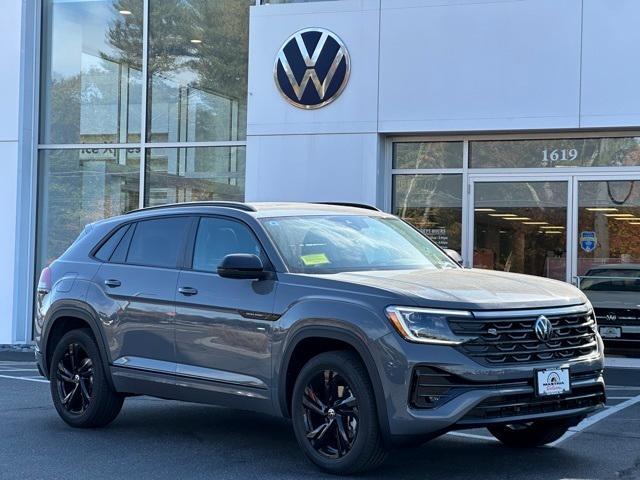 new 2025 Volkswagen Atlas Cross Sport car, priced at $48,205