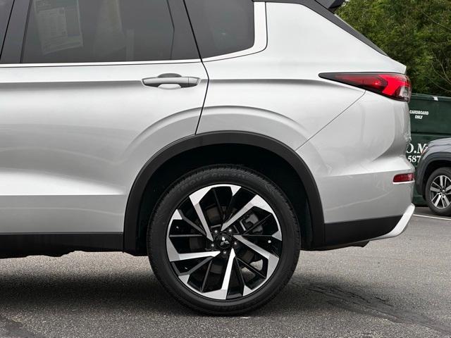 used 2024 Mitsubishi Outlander car, priced at $27,491