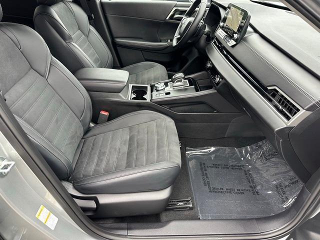used 2024 Mitsubishi Outlander car, priced at $27,491