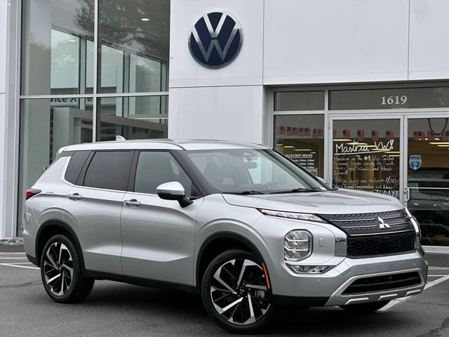 used 2024 Mitsubishi Outlander car, priced at $27,491