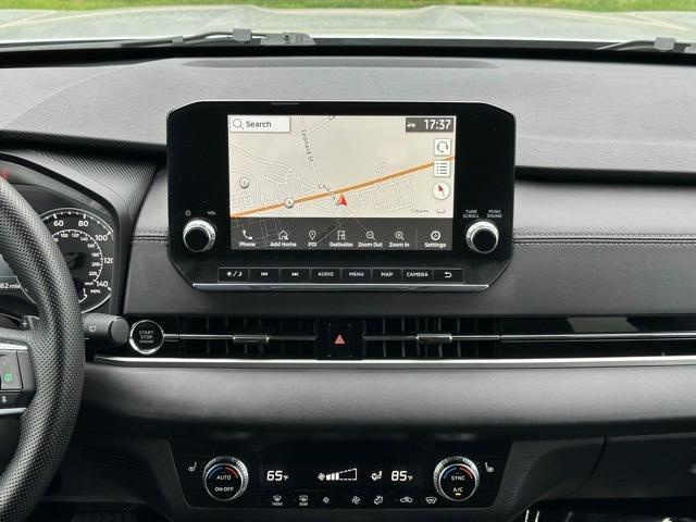 used 2024 Mitsubishi Outlander car, priced at $27,491