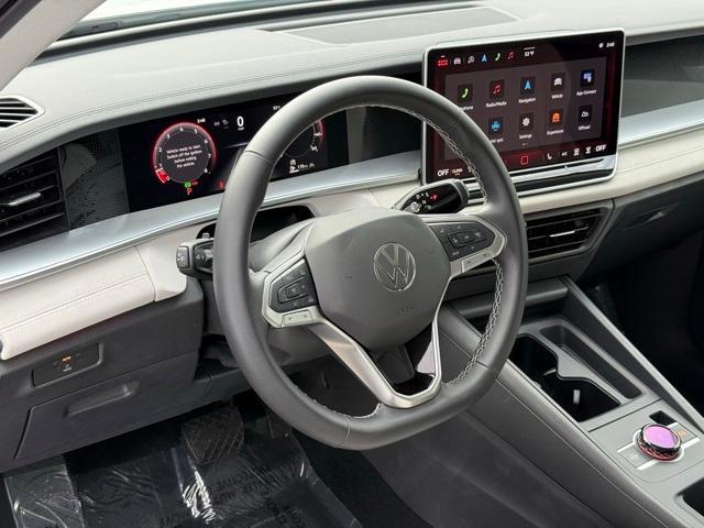 used 2025 Volkswagen Tiguan car, priced at $33,491