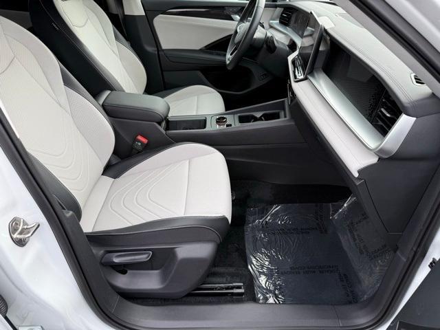 used 2025 Volkswagen Tiguan car, priced at $33,491