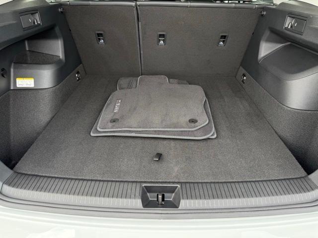 used 2025 Volkswagen Tiguan car, priced at $33,491