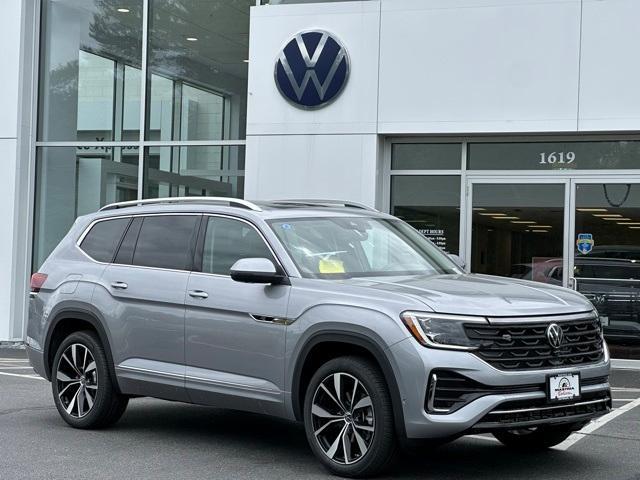 new 2026 Volkswagen Atlas car, priced at $54,125