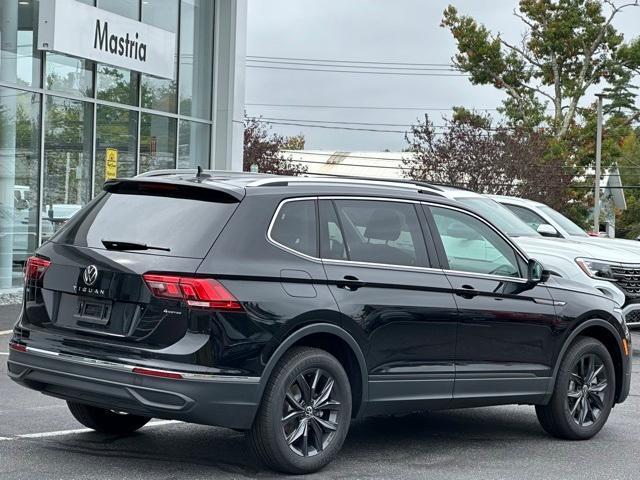 new 2024 Volkswagen Tiguan car, priced at $29,530