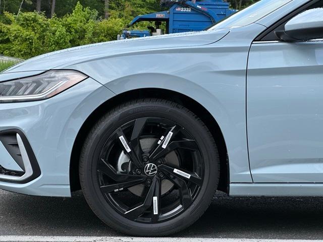 new 2025 Volkswagen Jetta car, priced at $27,690