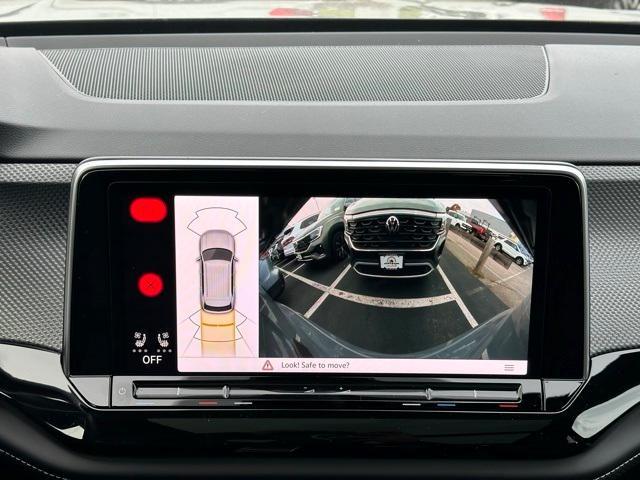 new 2026 Volkswagen Atlas Cross Sport car, priced at $53,522