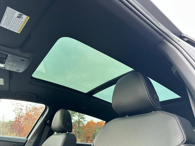 new 2026 Volkswagen Atlas Cross Sport car, priced at $53,522