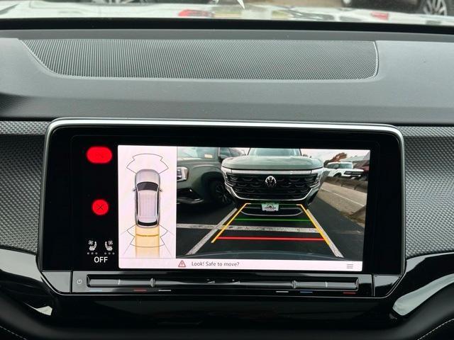 new 2026 Volkswagen Atlas Cross Sport car, priced at $53,522