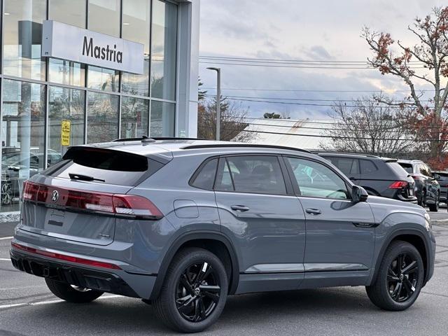 new 2026 Volkswagen Atlas Cross Sport car, priced at $53,522