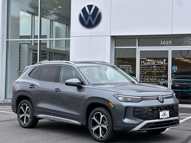 new 2026 Volkswagen Tiguan car, priced at $36,677