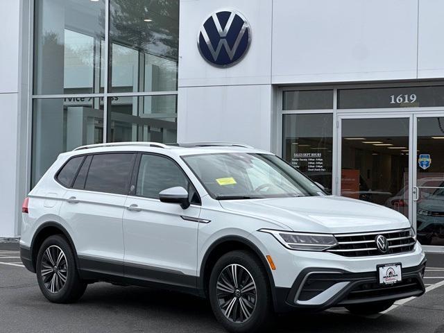 new 2024 Volkswagen Tiguan car, priced at $29,991