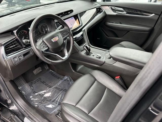 used 2023 Cadillac XT6 car, priced at $42,692