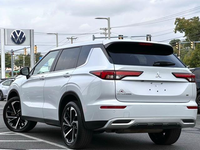 used 2024 Mitsubishi Outlander car, priced at $23,890