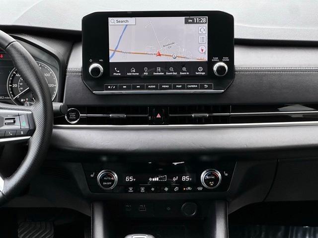 used 2024 Mitsubishi Outlander car, priced at $23,890