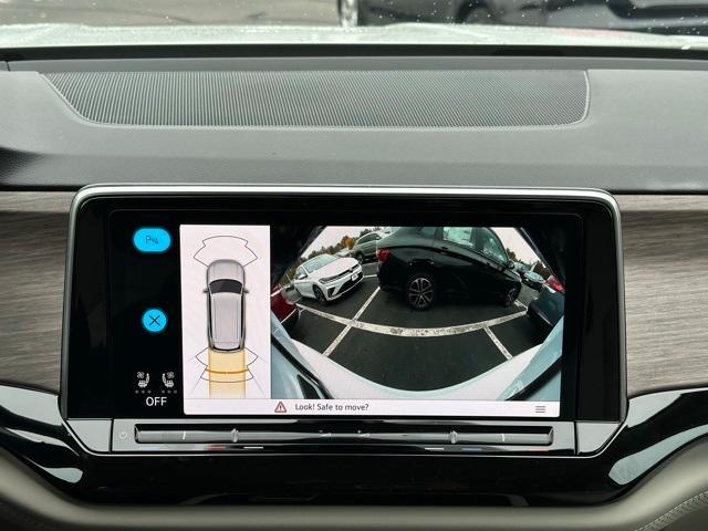 new 2026 Volkswagen Atlas car, priced at $48,890