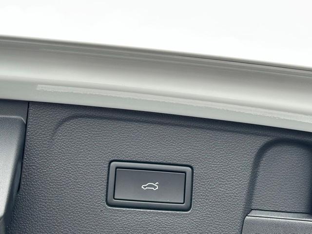 new 2026 Volkswagen Atlas car, priced at $48,890