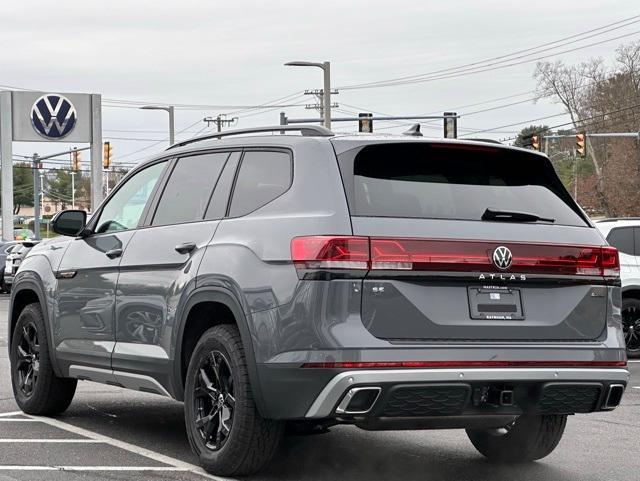 new 2025 Volkswagen Atlas car, priced at $44,826