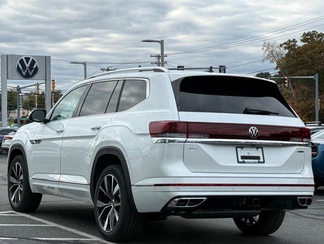 new 2026 Volkswagen Atlas car, priced at $57,416
