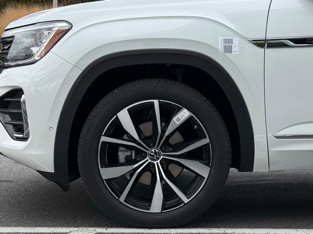 new 2026 Volkswagen Atlas car, priced at $57,416
