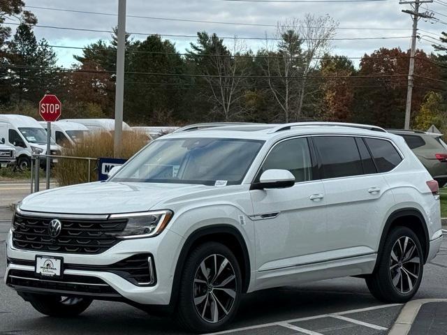 new 2026 Volkswagen Atlas car, priced at $57,416
