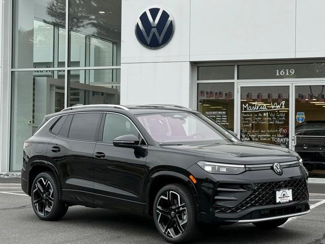 new 2025 Volkswagen Tiguan car, priced at $41,930