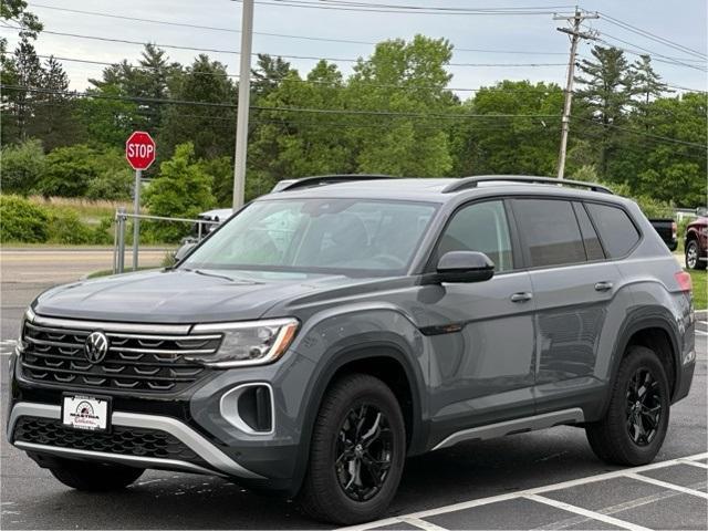 new 2025 Volkswagen Atlas car, priced at $45,737