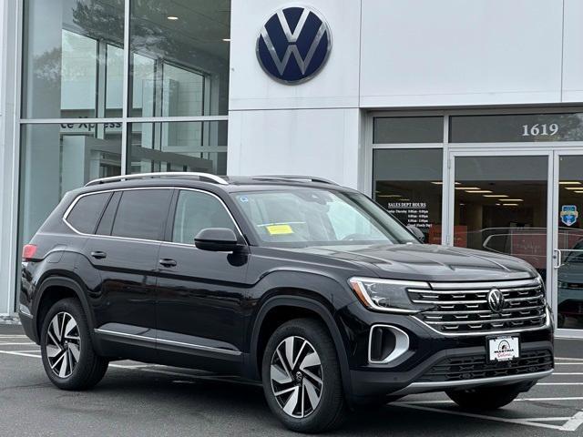 new 2025 Volkswagen Atlas car, priced at $47,581