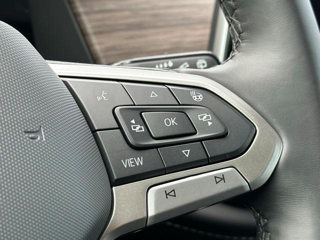 used 2025 Volkswagen Atlas car, priced at $43,891