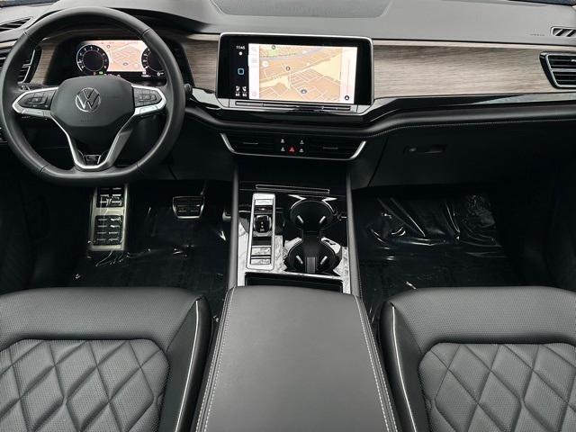 used 2025 Volkswagen Atlas car, priced at $43,891