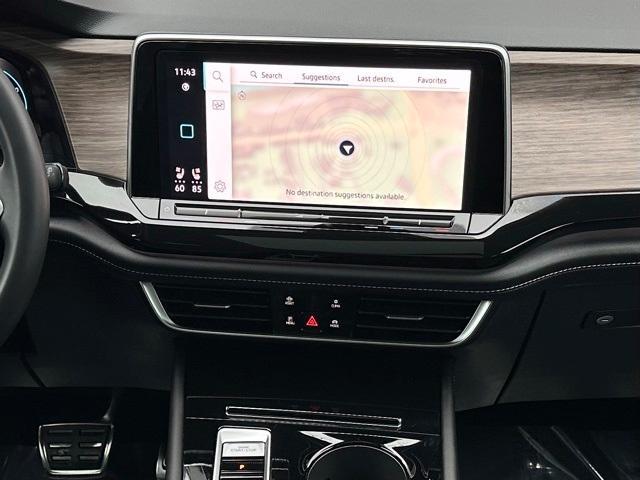 used 2025 Volkswagen Atlas car, priced at $43,891