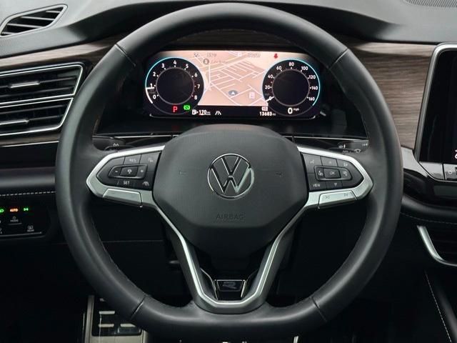 used 2025 Volkswagen Atlas car, priced at $43,891
