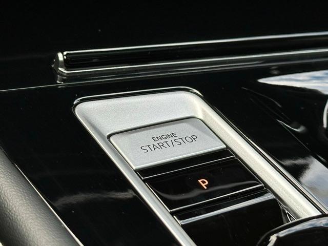 used 2025 Volkswagen Atlas car, priced at $43,891