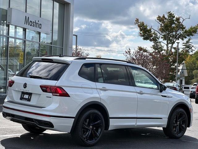 new 2024 Volkswagen Tiguan car, priced at $32,664