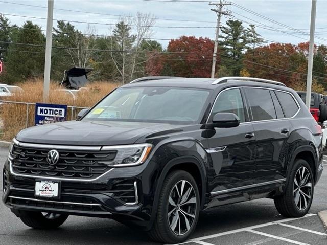 new 2025 Volkswagen Atlas car, priced at $51,321