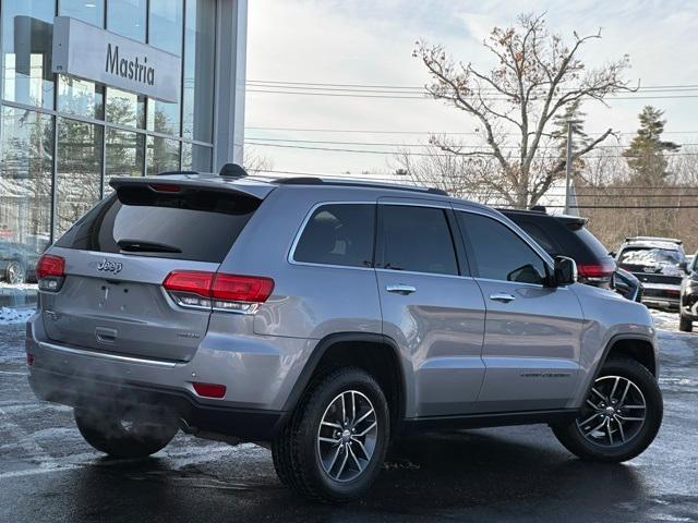 used 2017 Jeep Grand Cherokee car, priced at $17,154