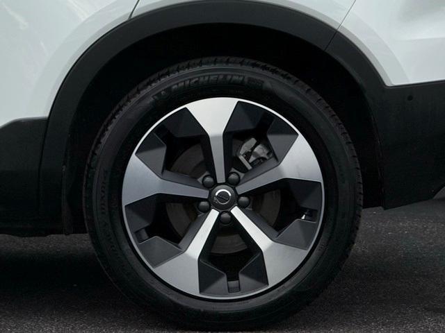 used 2025 Volvo XC40 car, priced at $35,672