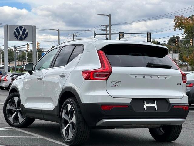 used 2025 Volvo XC40 car, priced at $35,672