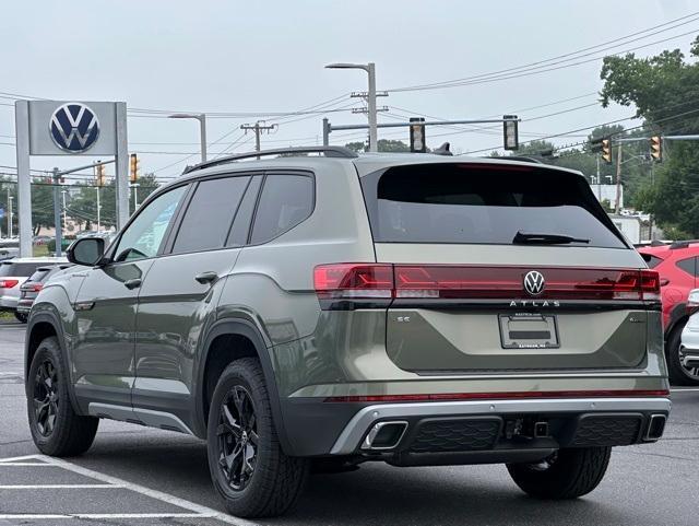 new 2025 Volkswagen Atlas car, priced at $41,974